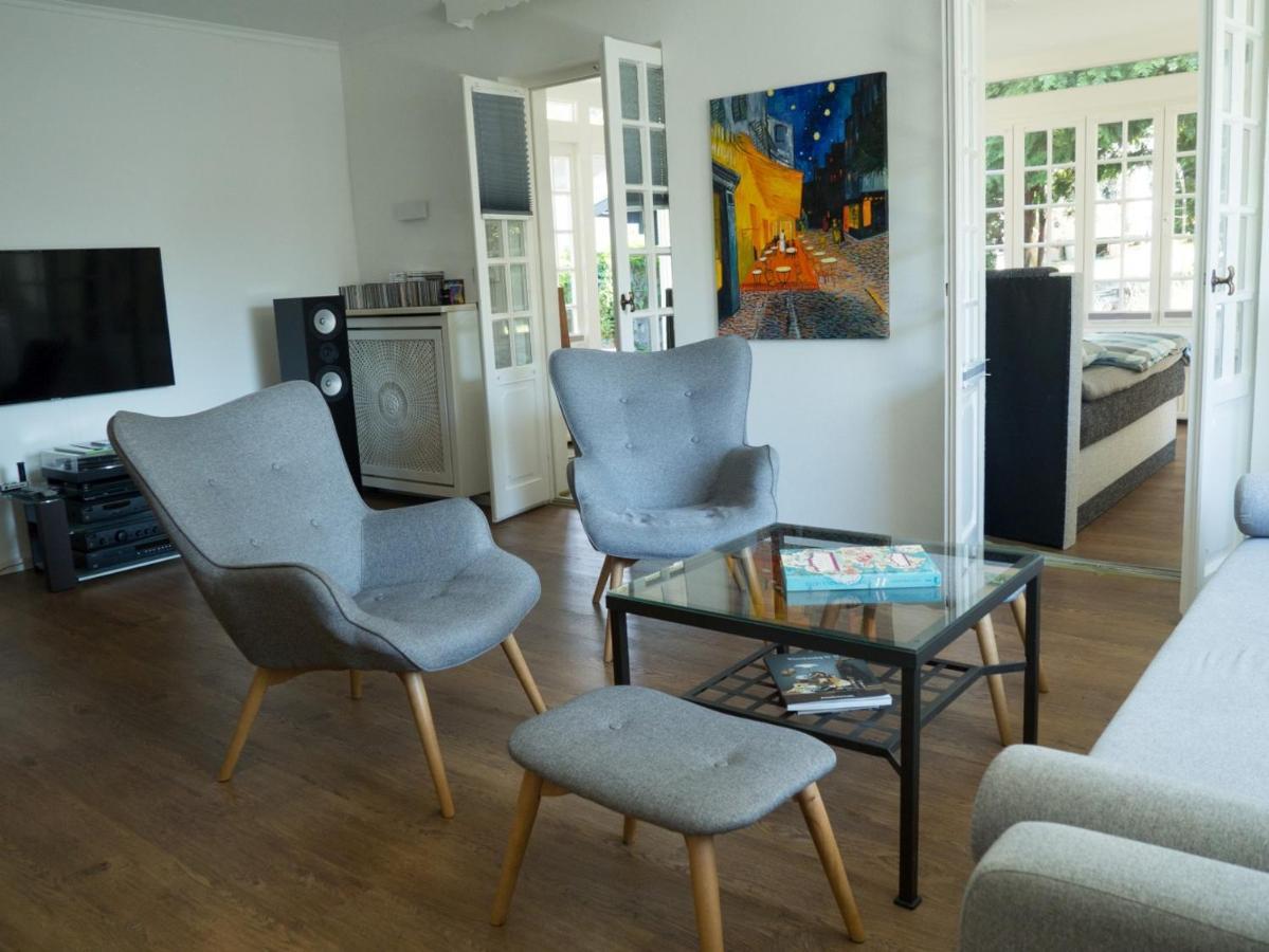 Ferienwohnung Am Rheinsteig Бендорф Екстер'єр фото